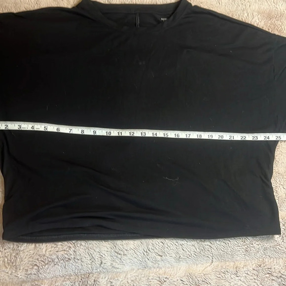 Old Navy open back athletic top - Picture 4 of 7